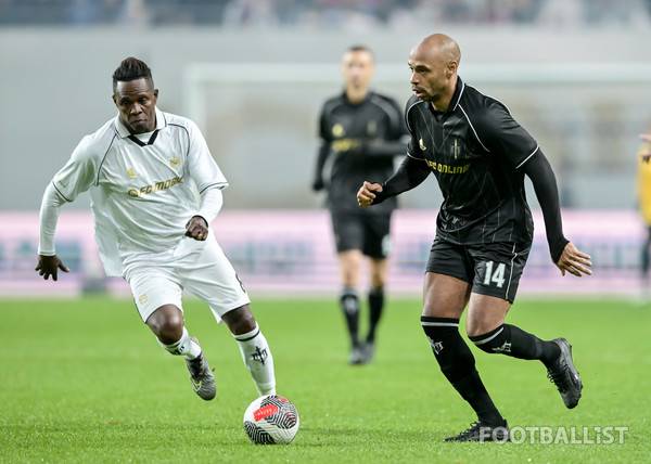 아디(왼쪽, 실드 유나이티드), 티에리 앙리(오른쪽, FC스피어). 서형권 기자