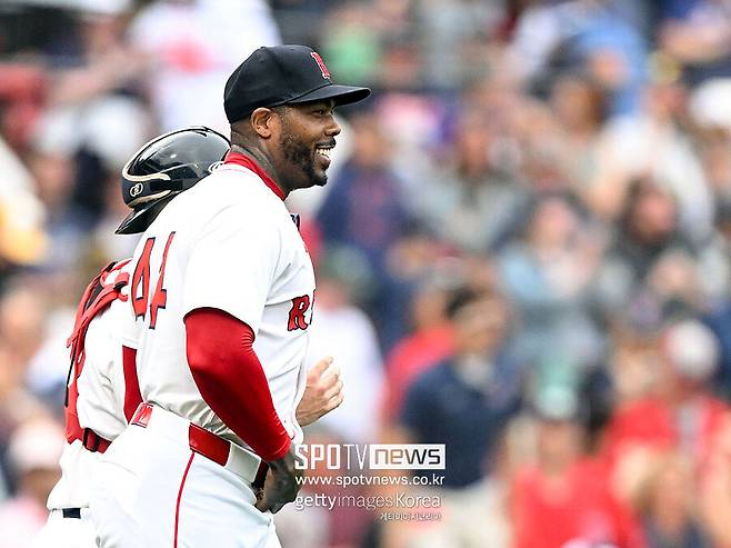 ▲ 여전히 화려한 강속구 향연을 보여주고 있는 채프먼은 내친 김에 0점대 평균자책점까지 노린다