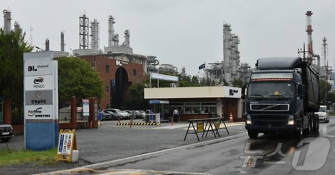 11일 오후 전남 여수국가산업단지 여천NCC 3공장 앞.2025.8.11/뉴스1 ⓒ News1 김동수 기자