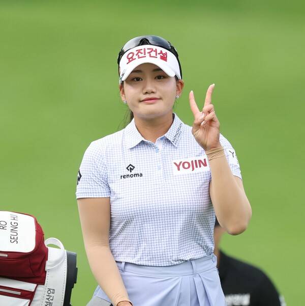 2025년 한국여자프로골프(KLPGA) 투어 메이저 대회 KB금융 스타챔피언십 준우승을 차지한 노승희 프로가 최종라운드에서 경기하는 모습이다. 사진제공=KLPGA (이미지를 무단으로 사용하지 마십시오)