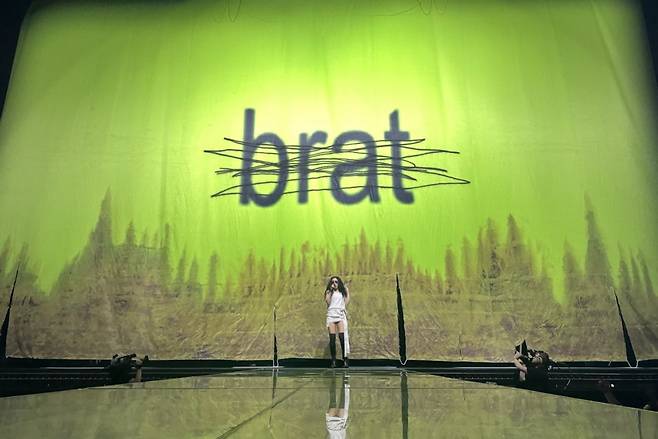 지난 4월 26일(현지시간) 미니애폴리스에서 열린 찰리 xcx의 브랫 투어 공연 / 찰리 XCX 공식 엑스(X)