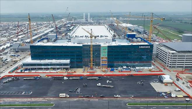 삼성전자가 미국 텍사스주 테일러시에 짓고 있는 첨단 파운드리(반도체 위탁생산) 공장. (삼성전자 제공)
