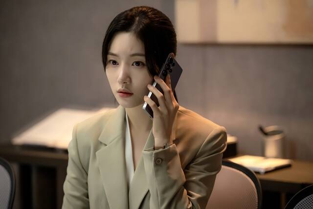 정채연은 "새로운 부분에 시도를 했다는 것 자체가 성장이라고 생각한다"고 전했다. /㈜비에이엔터테인먼트, SLL, 스튜디오S