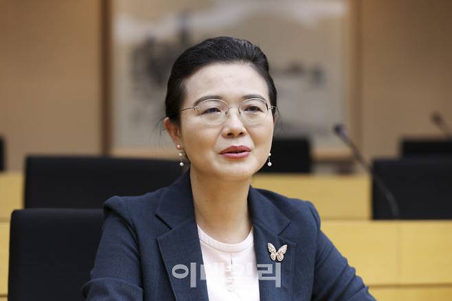 차진아 고려대학교 법학전문대학원 교수가 이데일리와 인터뷰를 하고 있다. (사진=이영훈 기자)