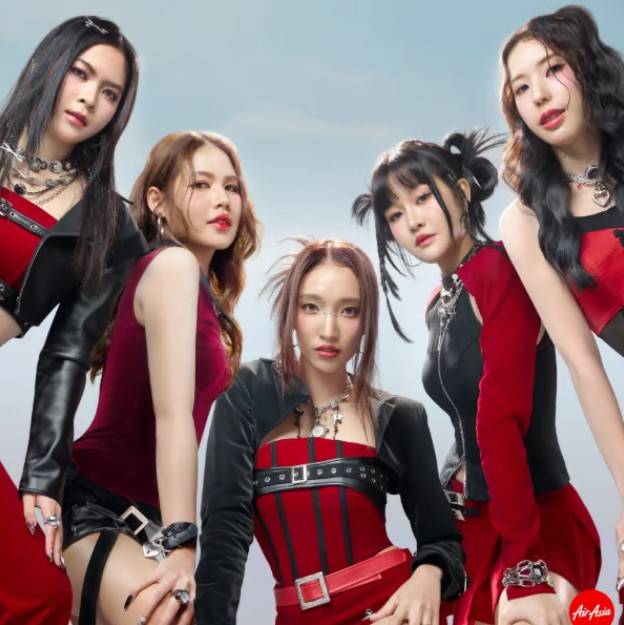 에어아시아가 올해3월 선보인 걸그룹 베라. 사진=에어아시아