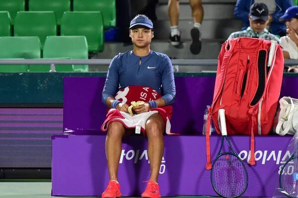 뾰루퉁한 표정의 라두카누 / 코리아오픈