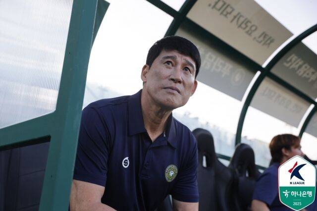 고정운 감독./한국프로축구연맹