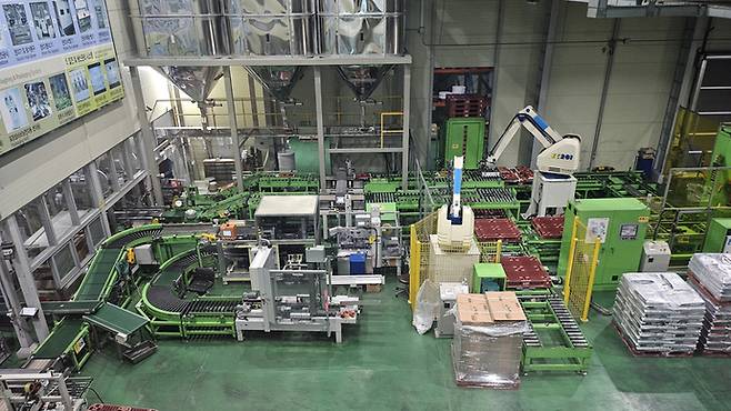 여주통합RPC의 여주쌀 생산라인(도정) 현장. 사진=여주시청