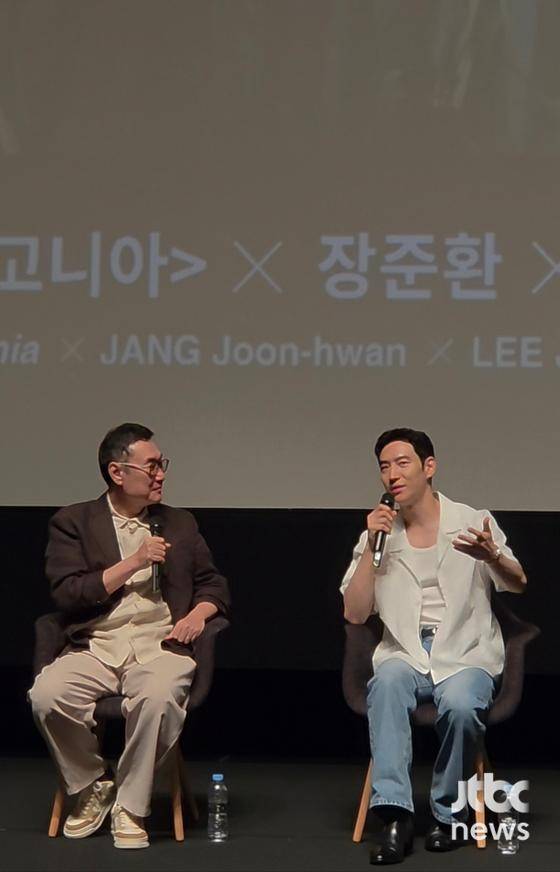 21일 부산 해운대구 우동 동서대학교 소향씨어터 신한카드홀에서는 제30회 부산국제영화제(BIFF·부국제) 아이콘 섹션 초청 영화 '부고니아(요르고스 란티모스 감독)' 상영 후 '부고니아' 원작 '지구를 지켜라!'(2003)의 장준환 감독과 '지구를 지켜라!'를 인생작 중 한 편으로 꼽은 배우 이제훈, 그리고 '지구를 지켜라!' 미국 리메이크 과정에 참여한 CJ ENM 고경범 글로벌 프로젝트 담당이 참석한 '부고니아X장준환X이제훈: 함께 보고, 함께 말하다 스페셜 토크'가 진행됐다. 〈사진=JTBC엔터뉴스 DB〉