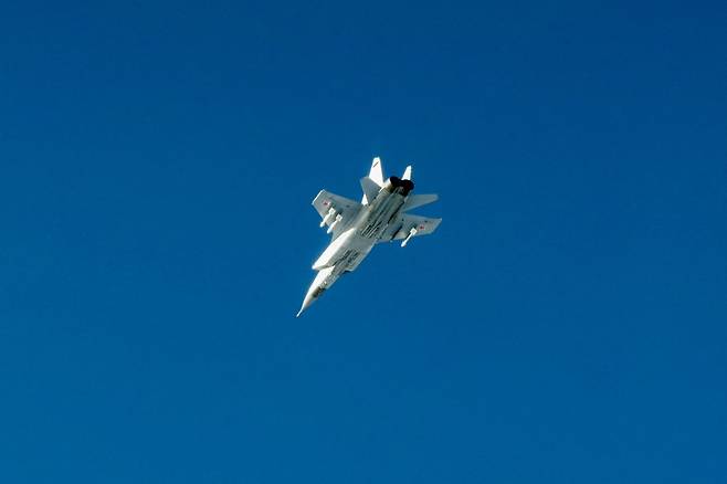 19일(현지시간) 발트해 상공을 비행 중인 러시아 미그-31(Mig-31) 전투기 /AFPBBNews=뉴스1