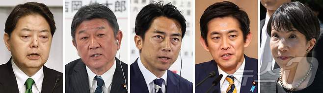 왼쪽부터 하야시 요시마사 일본 관방장관, 모테기 도시미쓰 전 외무상, 고이즈미 신지로 농림수산상, 고바야시 다카유키 전 경제안보담당상, 다카이치 사나에 전 경제안보담당상이 각각 도쿄에서 열린 행사에 참석해 발언하고 있다. 2025.9.8 ⓒ AFP=뉴스1 ⓒ News1 강민경 기자