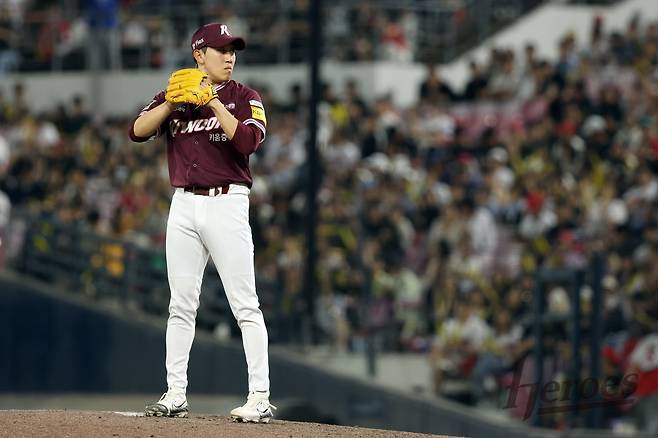 키움 오석주는 후반기 17경기에 등판해 19.2이닝 동안 무실점을 기록하고 있다. 그는 150㎞ 강속구 투수들이 즐비한 리그에서 139㎞ 직구로도 결과물을 내고 있다. 사진제공|키움 히어로즈