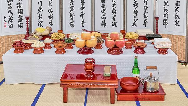 ▲ 최근 추석 차례상 세트 주문이 늘고 있다. 사진은 추석 차례상 모습. 청주 제례당 제공