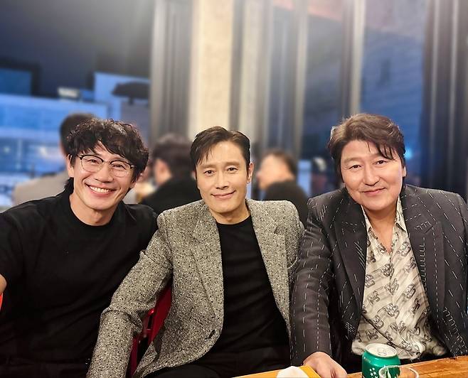 신하균, 이병헌, 송강호(왼쪽부터). 사진 | 이병헌 SNS