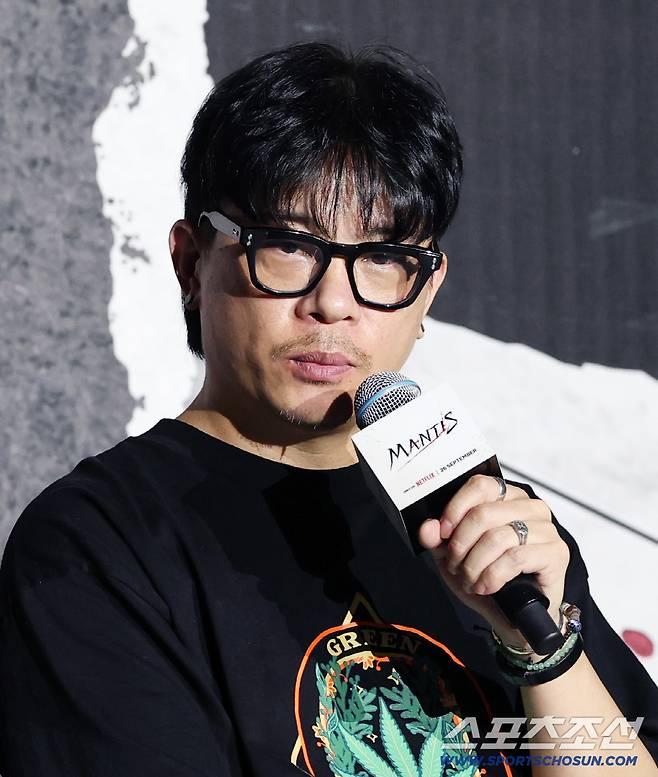 넷플릭스 영화 '사마귀' 제작보고회가 25일 서울 광진구 롯데시네마 열렸다. 이태성 감독이 질문에 답하고 있다. 정재근 기자 cjg@sportschosun.com/2025.9.25/