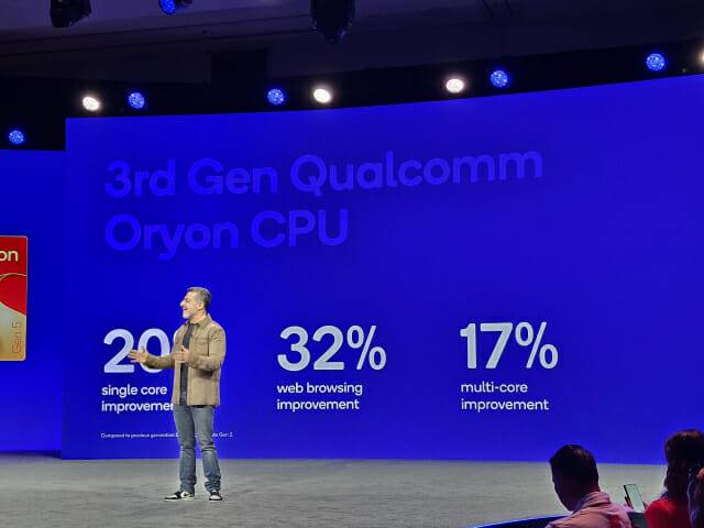 알렉스 카투지안 퀄컴 수석부사장이 3세대 오라이온 CPU의 성능을 설명하고 있다(사진=장경윤 기자)