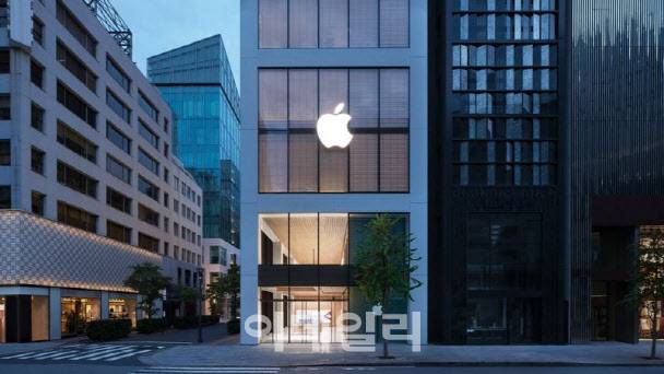 리뉴얼된 애플스토어 긴자점 전경(사진=애플)