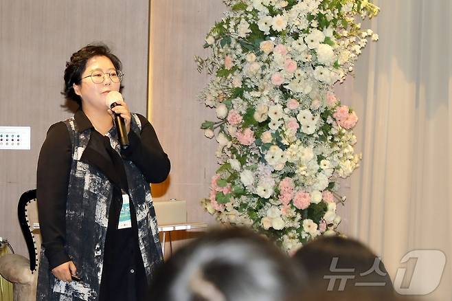 강선주 더제주영농조합법인 이사가 26일 제주아스타호텔에서 열린 '제10회 제주플러스포럼'에서 발제하고 있다. 이 포럼은 제주대학교RISE사업단과 제주연구원, 뉴스1이 공동 주최하고 뉴스1 제주본부가 주관한다.2025.9.26/뉴스1 ⓒ News1 홍수영 기자