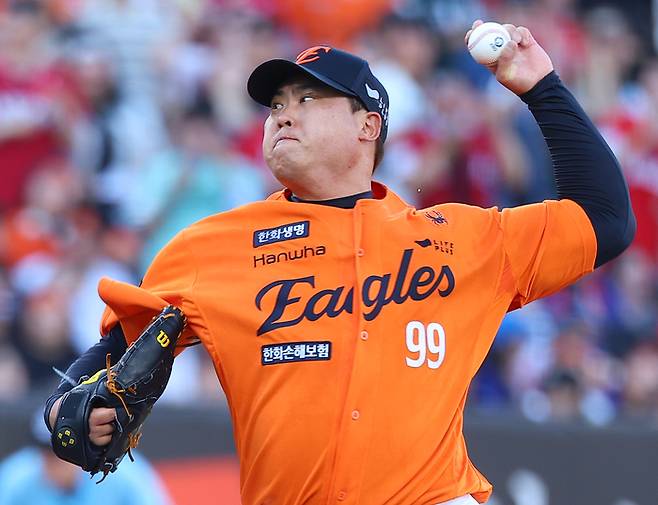 류현진이 투구에 임하고 있다. 사진 | 연합뉴스