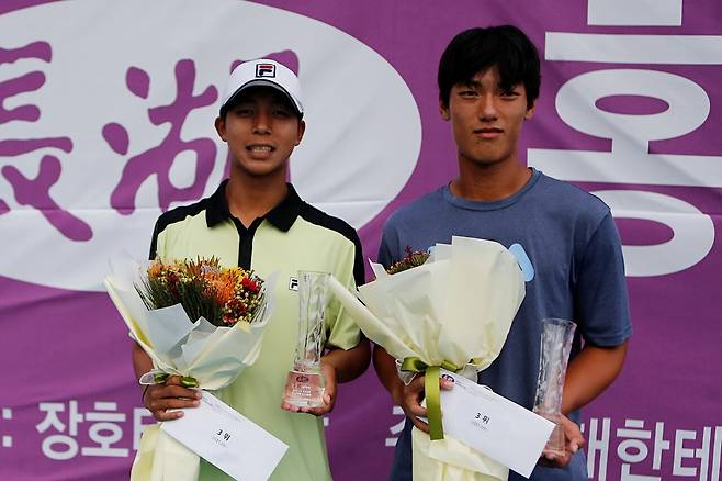 제69회 장호배 남자부에서 공동 3위를 수상한 조세혁-조민혁(왼쪽) 형제