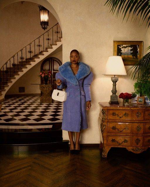 영화 더 타이거(THE TIGER)로 2026 봄여름 컬렉션을 대신한 구찌. 사진 속 인물들이 착용한 의상은 뎀나의 '라 파밀리에(LA FAMILIGA)' 컬렉션.