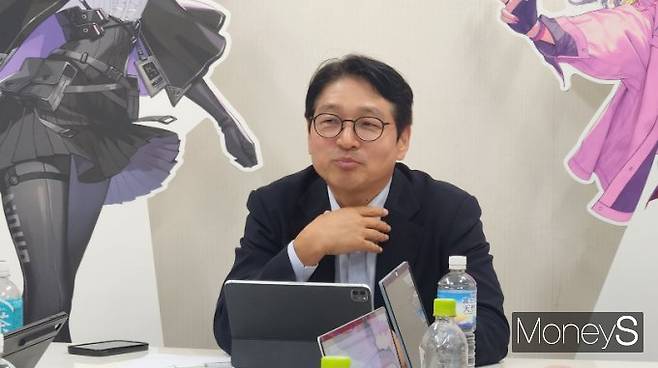 백영훈 스마일게이트 메가포트 대표가 25일 일본 도쿄 마쿠하리 멧세에서 열린 도쿄게임즈 2025에서 언론과 인터뷰를 하고 있다. /사진=양진원 기자