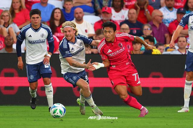 정상빈(오른쪽). /AFPBBNews=뉴스1