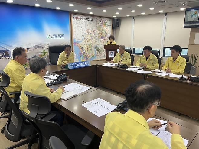 ▲ 정장선 시장 주재 행정정보시스템 장애 대응 긴급 대책회의. /사진제공=평택시