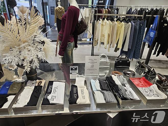 마뗑킴 시부야점 내부 모습.ⓒ 뉴스1/김진희 기자.