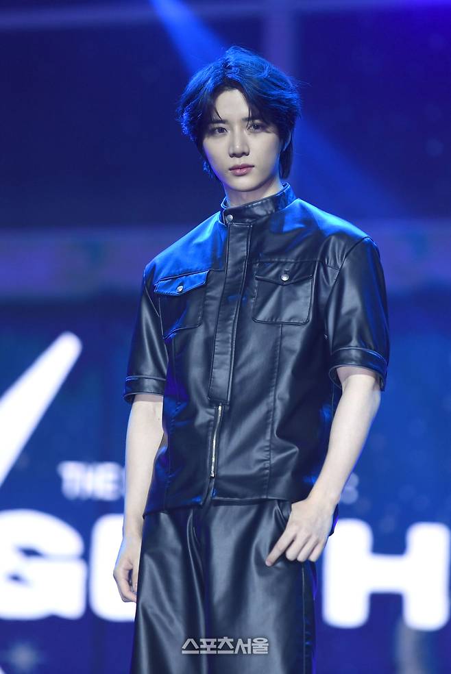 투모로우바이투게더 범규가 21일 서울 경희대 평화의전당에서 열린 정규 4집 ‘별의 장: TOGETHER’ 발매 기념 미디어 쇼케이스에서 포즈를 취하고 있다. 2025. 7. 21. 최승섭기자 thunder@sportsseoul.com