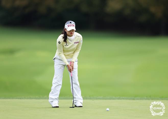 노승희 제25회 하이트진로 챔피언십 FR 1번홀 그린 파악