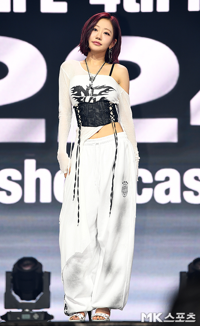 그룹 키스오브라이프 쥴리 측이 술집에서 CCTV 영상이 유출된 것에 대해 입장을 밝혔다. / 사진 = 천정환 기자