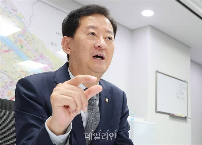 최은석 국민의힘 의원이 26일 오전 서울 여의도 국회 의원회관에서 데일리안과 인터뷰를 하고 있다. ⓒ데일리안 홍금표 기자