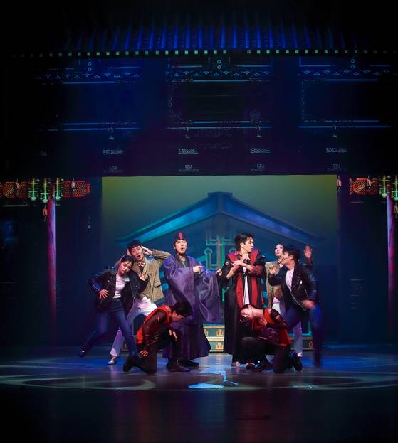 9월 26일부터 10월 12일까지 경주 엑스포대공원 문무홀에서 펼쳐지는 뮤지컬 '더 쇼! 신라'의 드레스리허설 모습. 사진 나인스토리