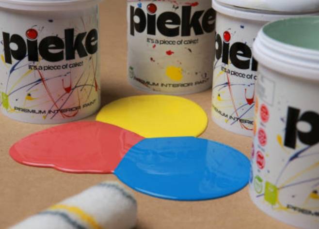 인테리어 영역마저 짧게 즐기는 경험의 대상이 되면서 필름처럼 쉽게 떼어낼 수 있는 피크페인트가 주목받고 있다. 사진 출처 피크페인트 홈페이지