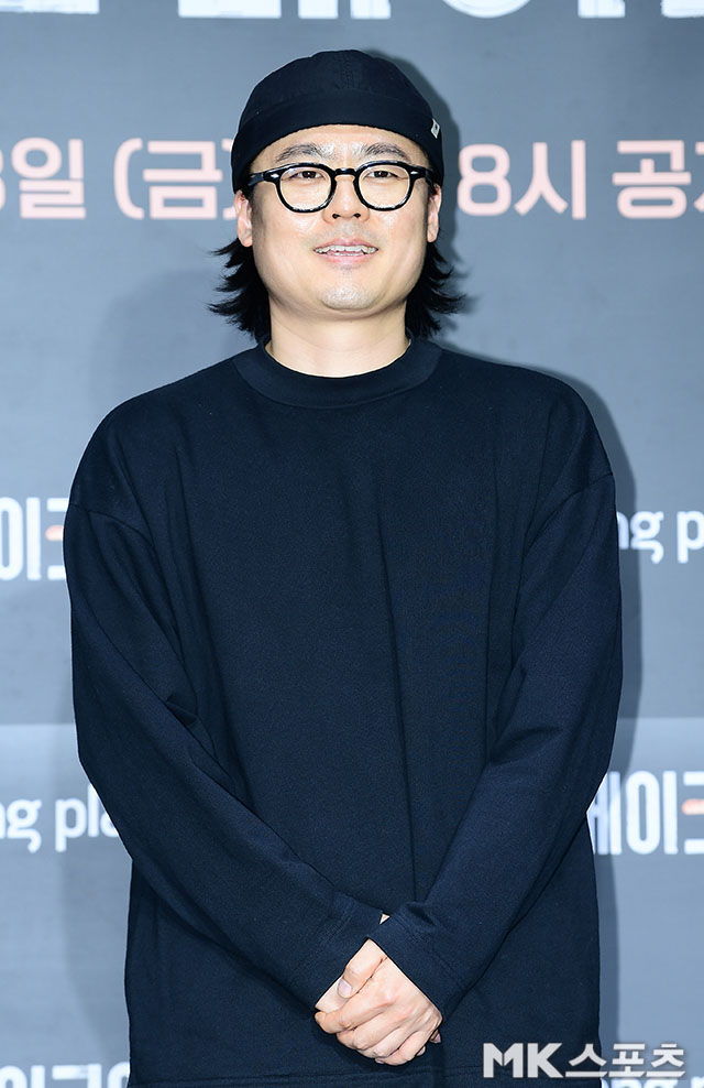 1일 오후 광진구 풀만 앰배서더 서울 호텔에서 쿠팡플레이 예능 ‘저스트 메이크업’ 제작발표회가 진행됐다. 이날 현장에는 MC 이효리, 정샘물, 서옥, 이사배, 이진수 그리고 심우진 PD, 박성환 PD가 참석했다. / 사진 = 김영구 기자