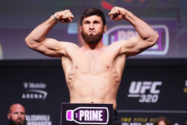 마고메드 안칼라예프 계체. 사진=UFC