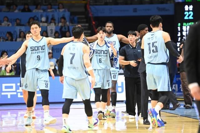 1/37→6/29. 고양 소노의 3점슛은 망가졌고 그렇게 이길 수 없는 팀이 됐다. 사진=KBL 제공