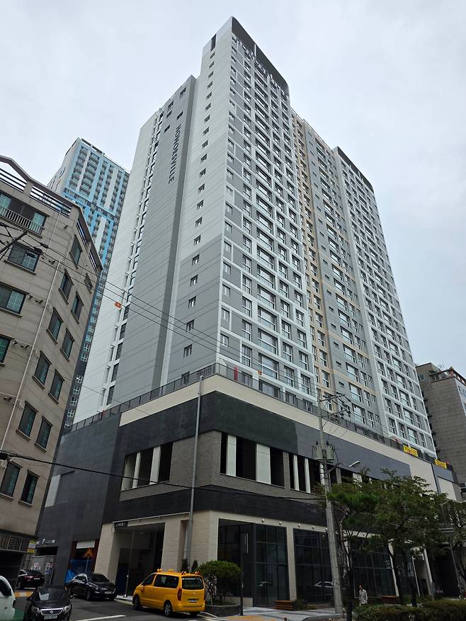 지난 5일 부산 진구 부암동 '서면경남아너스빌에테로까사'의 전경./조은임 기자