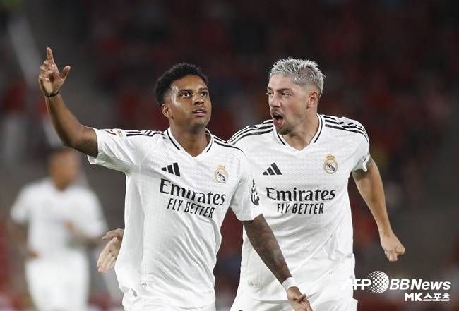 호드리구(사진 왼쪽). 사진(스페인 마요르카)=ⓒAFPBBNews = News1