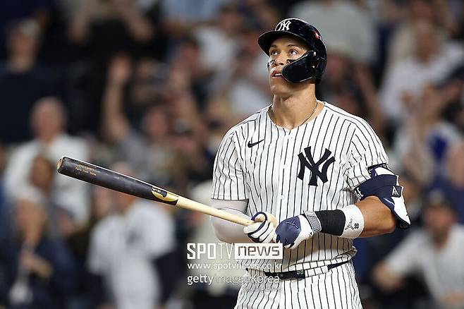 ▲ 8일 토론토와 디비전시리즈 3차전에서 말 그대로 영웅적인 활약을 하며 팀을 탈락 위기에서 구해낸 애런 저지