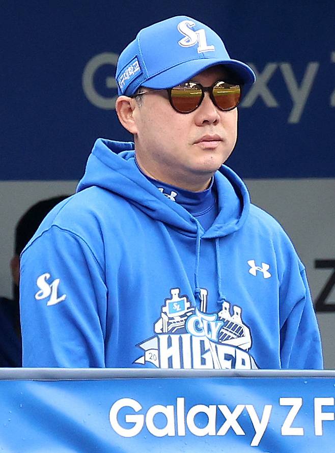 박진만 삼성 감독은 9일 인천 SSG와 준PO 1차전에 앞서 이숭용 SSG 감독과 선수 시절의 추억을 회상했다. 그러면서도 “어떻게 해야 이길 수 있을지를 고민해야 한다”고 승부사 기질을 드러냈다. 사진제공|삼성 라이온즈