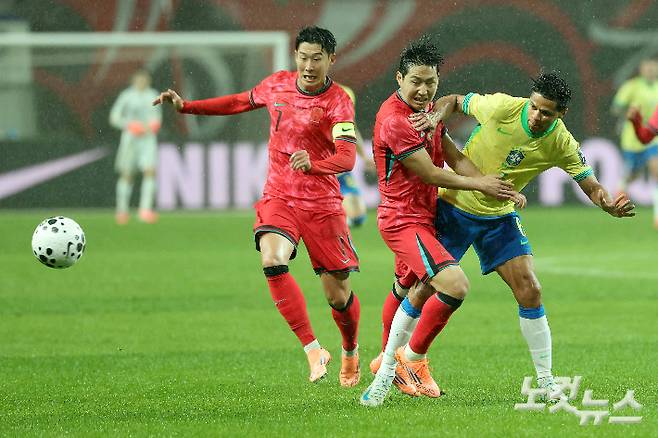 질주하는 손흥민. 박종민 기자