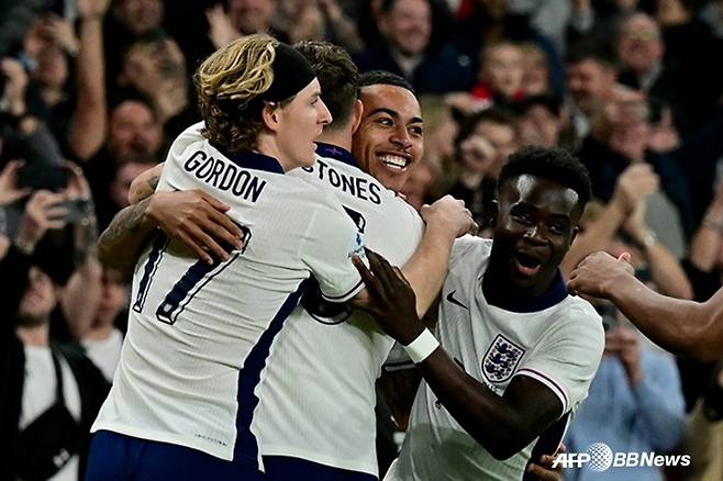 England national team players rejoicing. /AFPBBNews=News1