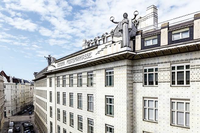 오스트리아 우정저축은행 전경 © WienTourismus/ Christian Stemper