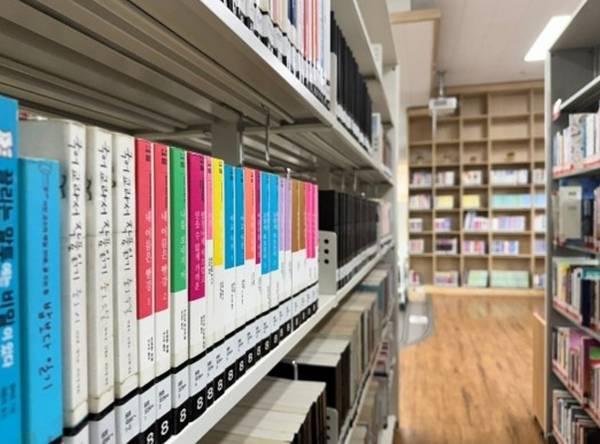 ▲경기도 안양에 위치한 갈산 작은 도서관. 사진 출처=작은 도서관 홈페이지