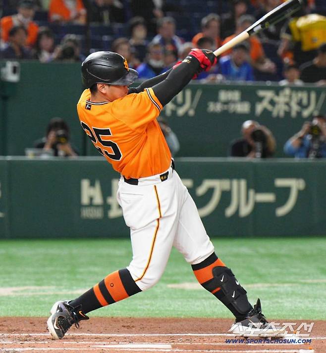 오카모토는 이번 겨울 메이저리그 진출을 원하고 있다. 구단이 허락해야 포스팅 시스템을 통해 나갈 수 있다. 사진캡처=요미우리 자이언츠 SNS