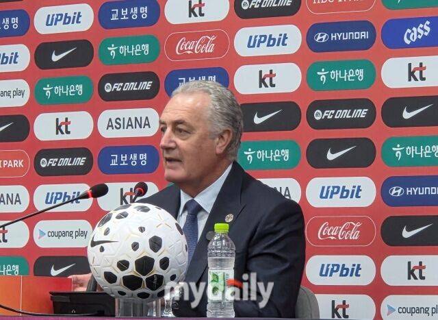 구스타보 알파로 감독./서울월드컵경기장=김건호 기자