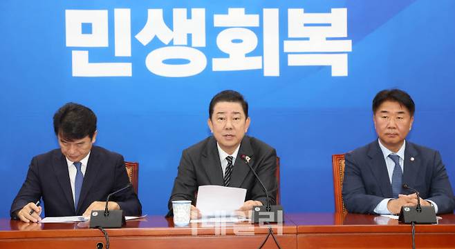 김병기 더불어민주당 원내대표가 19일 서울 여의도 국회에서 열린 국정감사 및 현안 관련 기자간담회에서 발언을 하고 있다. (사진=노진환 기자)