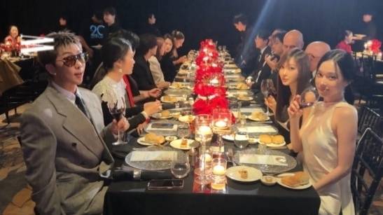 사진=더블유 코리아 공식 계정